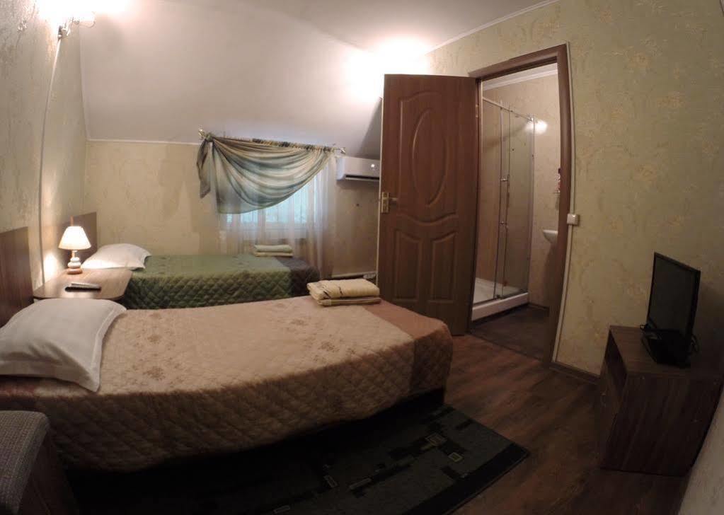 Lavitor Hotel Bishkek Ngoại thất bức ảnh