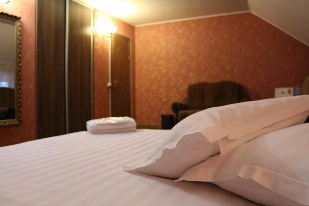 Lavitor Hotel Bishkek Ngoại thất bức ảnh