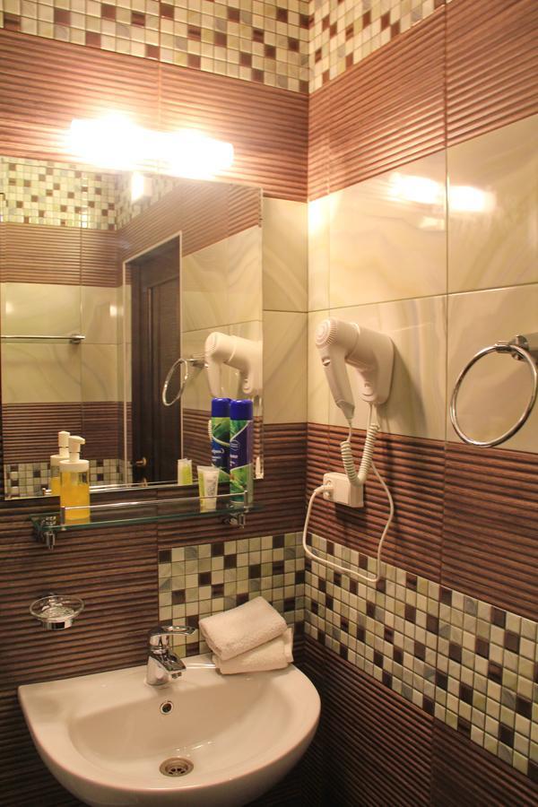 Lavitor Hotel Bishkek Ngoại thất bức ảnh